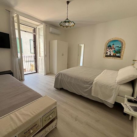 B&B Due Su Due Holiday Vietri Luaran gambar