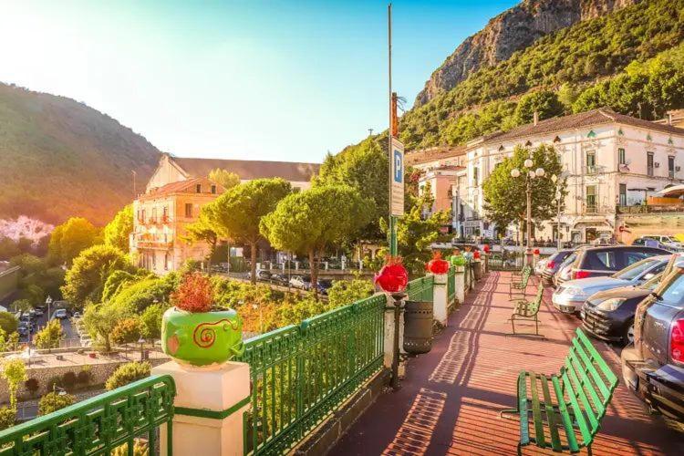 B&B Due Su Due Holiday Vietri Luaran gambar
